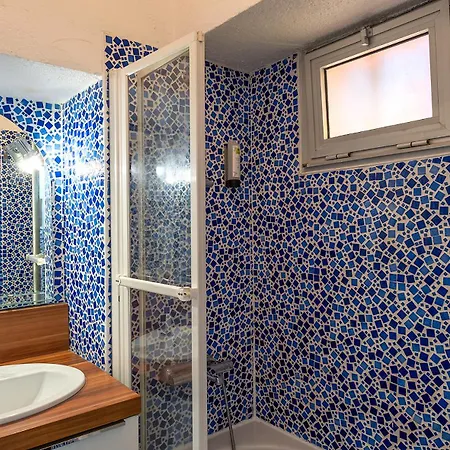 Maison Sur La Roche, Terrasse Avec Sublime Vue Mer, Classee 5 Etoiles, Quartier Des Peintres, Au Calme, Parking Prive, Clim Et Wifi Holiday home Collioure