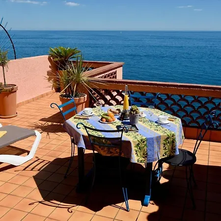 Maison Sur La Roche, Terrasse Avec Sublime Vue Mer, Classee 5 Etoiles, Quartier Des Peintres, Au Calme, Parking Prive, Clim Et Wifi *